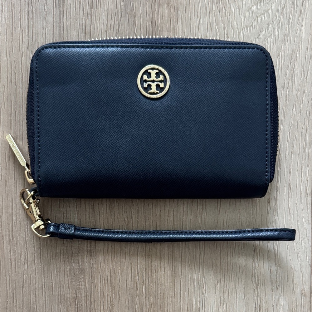Tory Burch - Robinson Zip Wallet/Wristlet